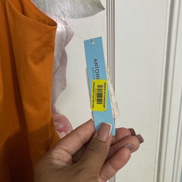 Formal dress - Picture 4 of 5